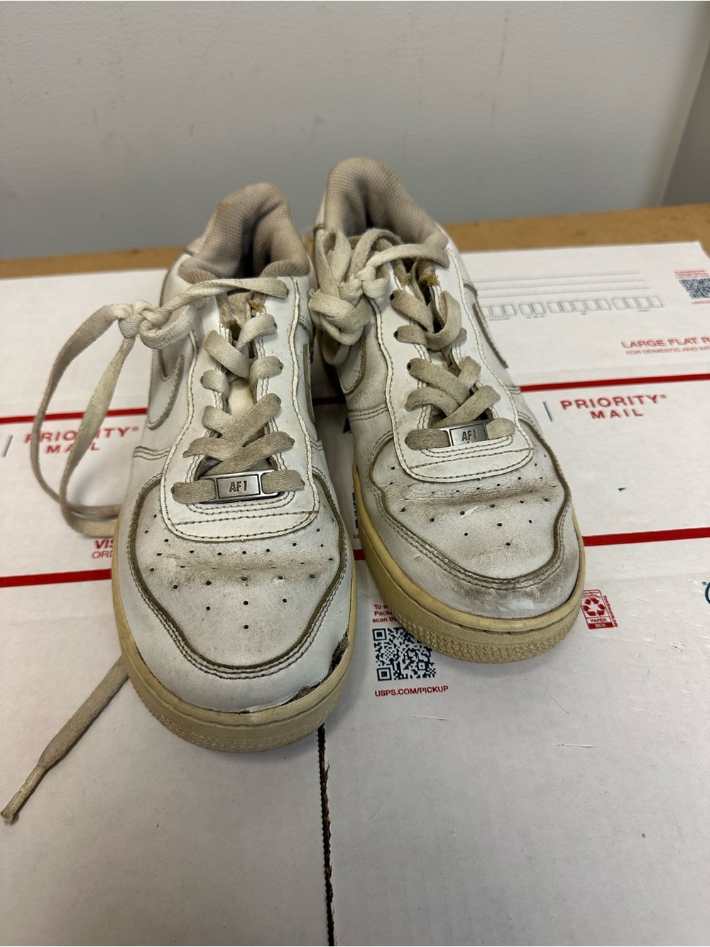 Air Force One Nike Size 7Y